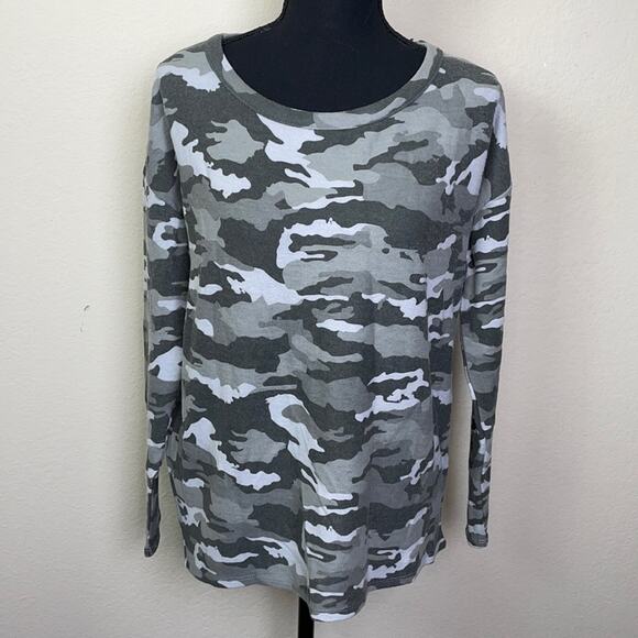 NWT Chaser women’s M camouflage l/s T-shirt - Picture 1 of 13